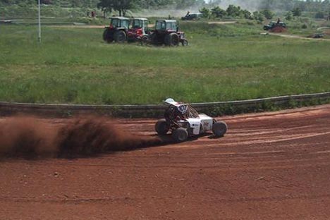125cc-Mikkel-Jespersen-med-god-fart-i-heat-1[RD-Racing].jpg